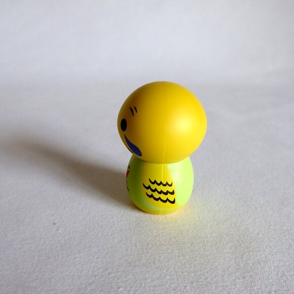 NEW CHOC PEACH FACTORY JAPAN KOKESHI DOLL PARAKEET GACHAPON FIGURE - Picture 4 of 8